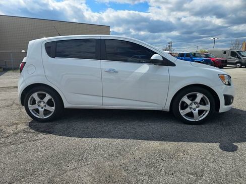Used 2014 Chevrolet Sonic LTZ FWD image 2