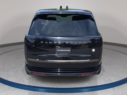 Certified 2024 Land Rover Range Rover SV AWD/4WD image 6