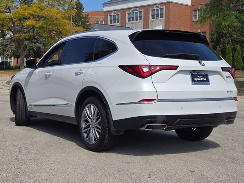 Used 2023 Acura MDX SH-AWD w/ Advance Package image 16
