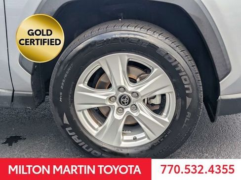 Certified 2021 Toyota RAV4 XLE FWD image 14