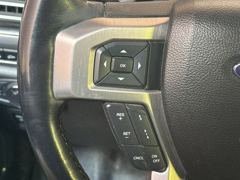Used 2018 Ford F150 Platinum w/ Equipment Group 701A Luxury AWD/4WD image 31
