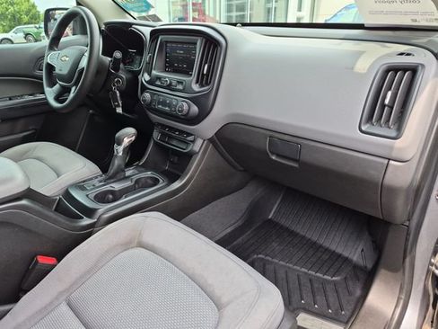 Used 2022 Chevrolet Colorado W/T w/ Custom Special Edition AWD/4WD image 29