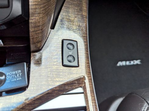 Used 2011 Acura MDX AWD 4dr Tech Pkg image 29