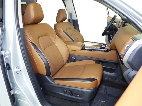 Used 2025 Nissan Pathfinder Platinum w/ Cargo Package FWD image 19