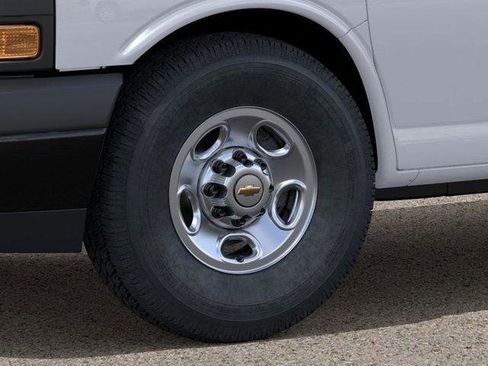 New 2025 Chevrolet Express 2500 RWD image 9