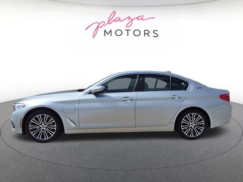 Used 2019 BMW 530e xDrive w/ Convenience Package AWD/4WD image 8