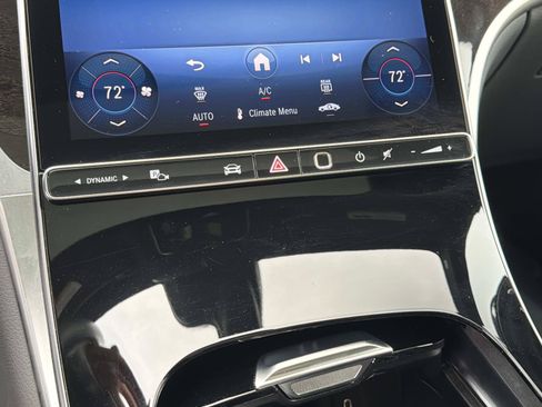 Certified 2025 Mercedes-Benz GLC 300 4MATIC image 22