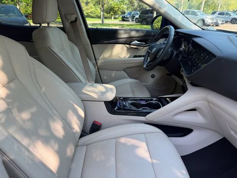 Used 2023 Buick Envision Essence AWD/4WD image 9
