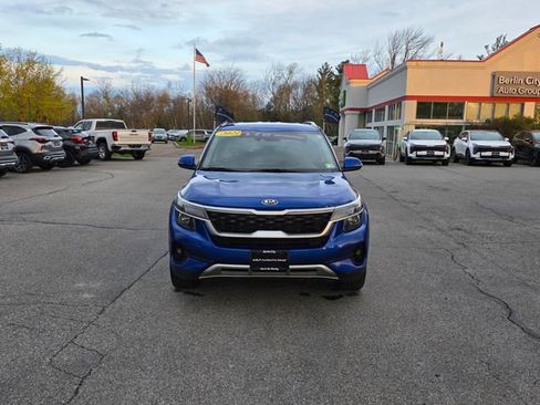 Certified 2021 Kia Seltos S AWD/4WD image 3
