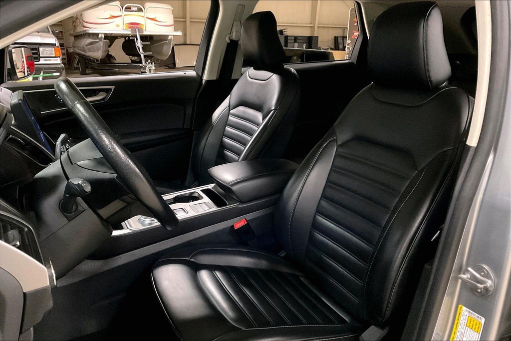 Certified 2024 Ford Edge SEL AWD/4WD image 23