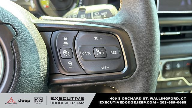 Used 2024 Jeep Wrangler Unlimited w/ Convenience Group AWD/4WD image 12