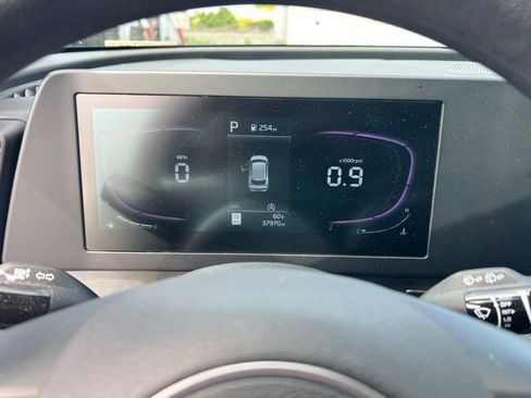 Certified 2025 Kia Sportage LX AWD/4WD image 16