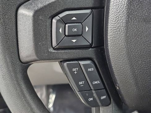 Used 2017 Ford F150 XL w/ Equipment Group 101A Mid AWD/4WD image 33