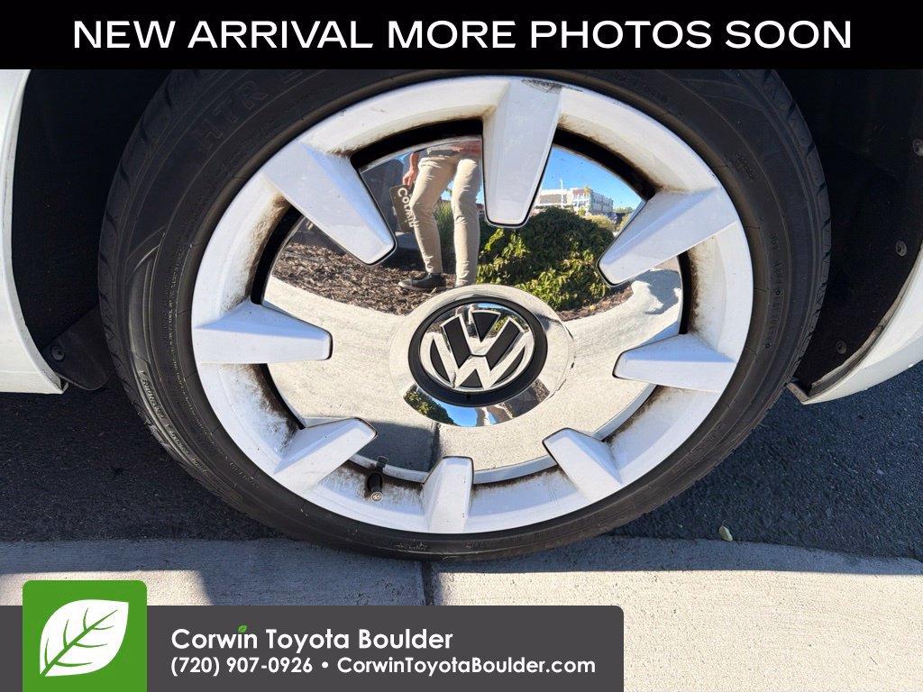 Used 2019 Volkswagen Beetle 2.0T Final Edition SEL FWD image 15
