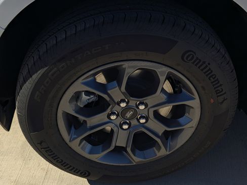 New 2026 Ford Maverick XLT w/ Equipment Group 301A image 6