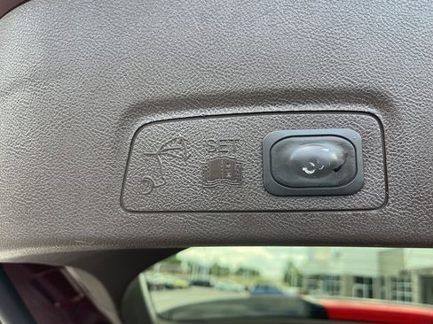 Used 2018 Lincoln MKC Premiere image 15
