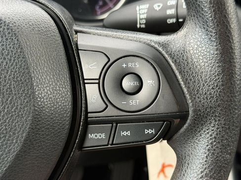 Used 2023 Toyota RAV4 LE FWD image 18