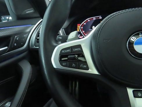 Used 2023 BMW X4 xDrive30i w/ M Sport Package image 11