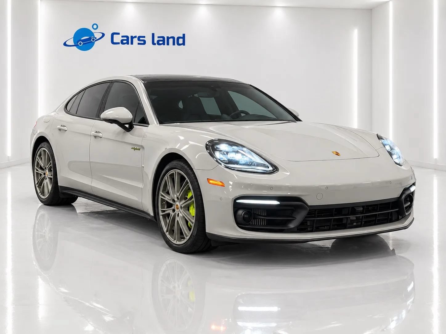 Used 2022 Porsche Panamera 4 w/ Premium Package AWD/4WD image 1