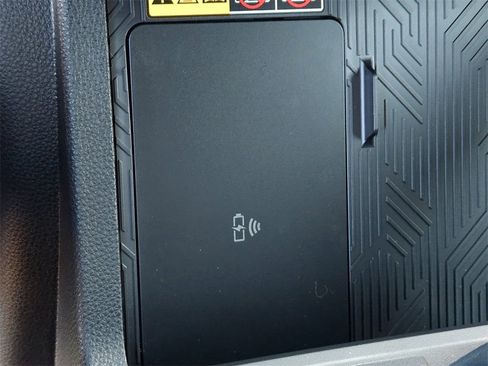 Certified 2025 Toyota 4Runner Limited image 21