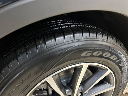 Used 2021 Lincoln Nautilus AWD image 12