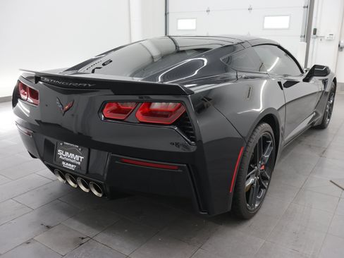 Used 2016 Chevrolet Corvette Stingray Coupe w/ Carbon Flash Badge Package RWD image 5