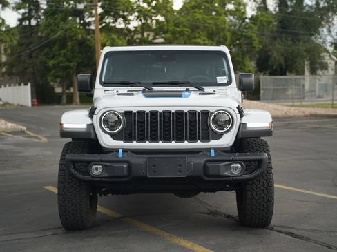 Used 2024 Jeep Wrangler Unlimited Rubicon 4xe AWD/4WD image 8