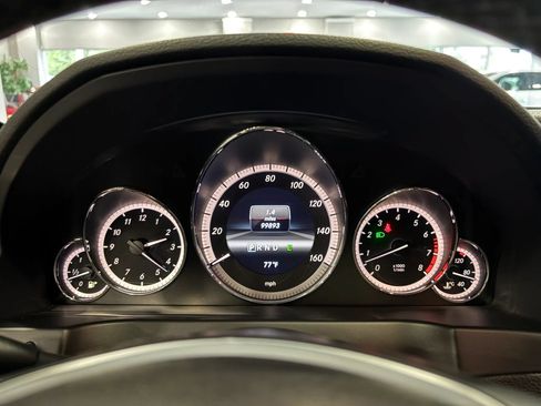 Used 2013 Mercedes-Benz E 350 Cabriolet image 28