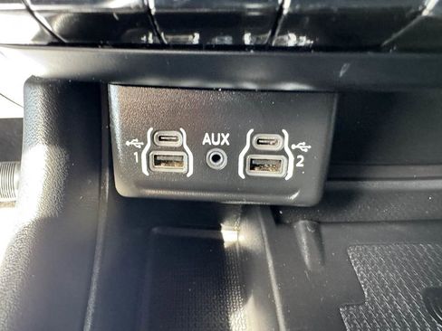Used 2023 Dodge Durango GT AWD/4WD image 18