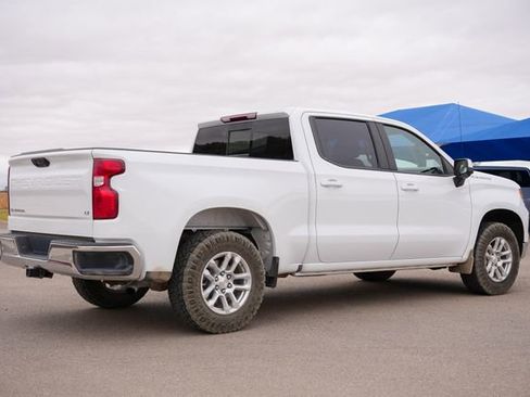 Used 2025 Chevrolet Silverado 1500 LT w/ Safety Package AWD/4WD image 3