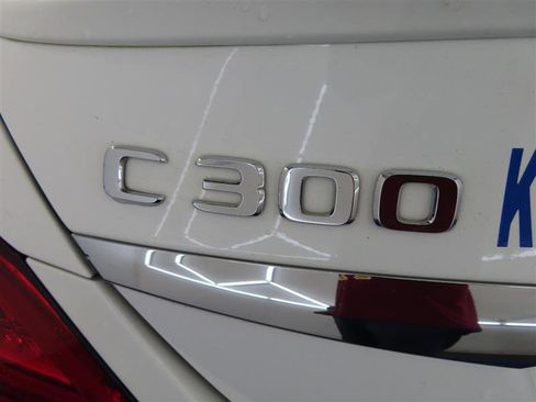 Used 2020 Mercedes-Benz C 300 4MATIC Sedan w/ Premium Package image 13