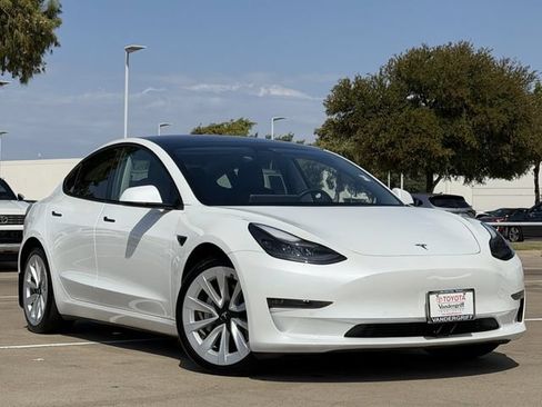 Used 2022 Tesla Model 3 Long Range AWD/4WD image 2
