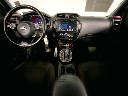 Used 2015 Kia Soul + FWD image 15