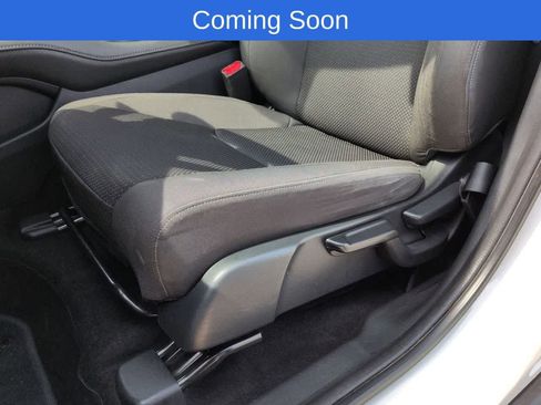 Used 2019 Honda HR-V EX image 17