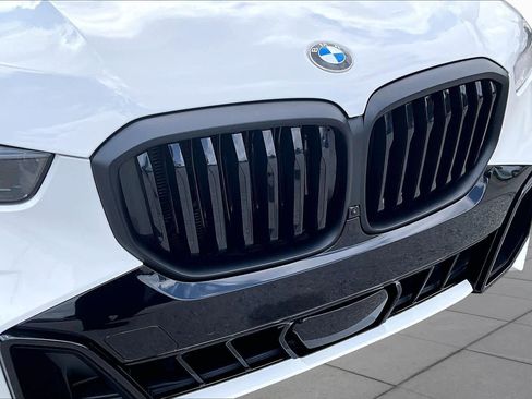 Used 2026 BMW X5 xDrive40i w/ M Sport Package AWD/4WD image 28