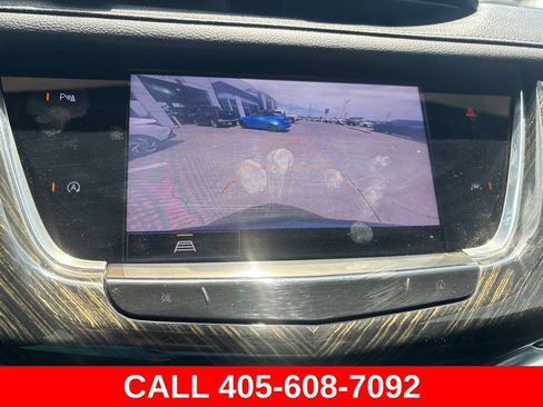 Used 2022 Cadillac XT6 Premium Luxury FWD image 12