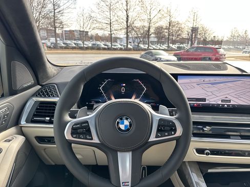 New 2026 BMW X7 xDrive40i w/ Executive Package image 19