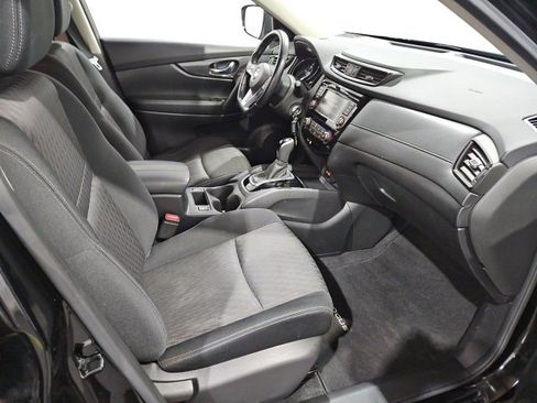 Used 2020 Nissan Rogue S w/ Special Edition Package image 13