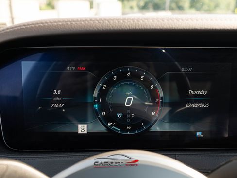 Used 2019 Mercedes-Benz S 560 4MATIC w/ Premium Package image 30