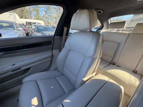 Used 2014 BMW 750i xDrive image 20