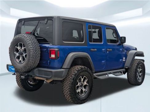 Used 2019 Jeep Wrangler Unlimited Sport S image 6