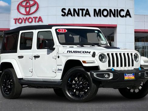 Used 2023 Jeep Wrangler Unlimited Sahara AWD/4WD image 1