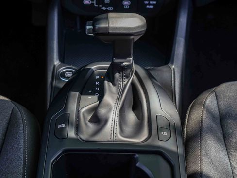 Certified 2025 Kia K4 FWD image 12