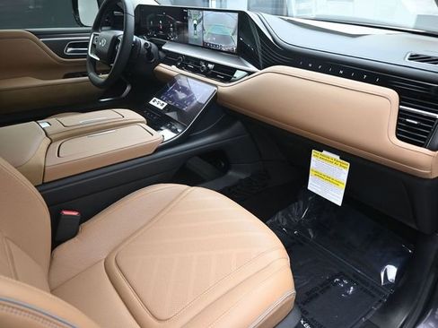 New 2026 INFINITI QX80 Luxe RWD image 42