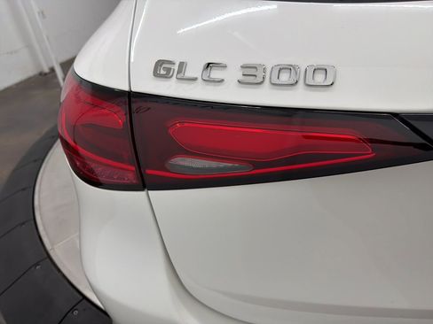 New 2026 Mercedes-Benz GLC 300 image 11