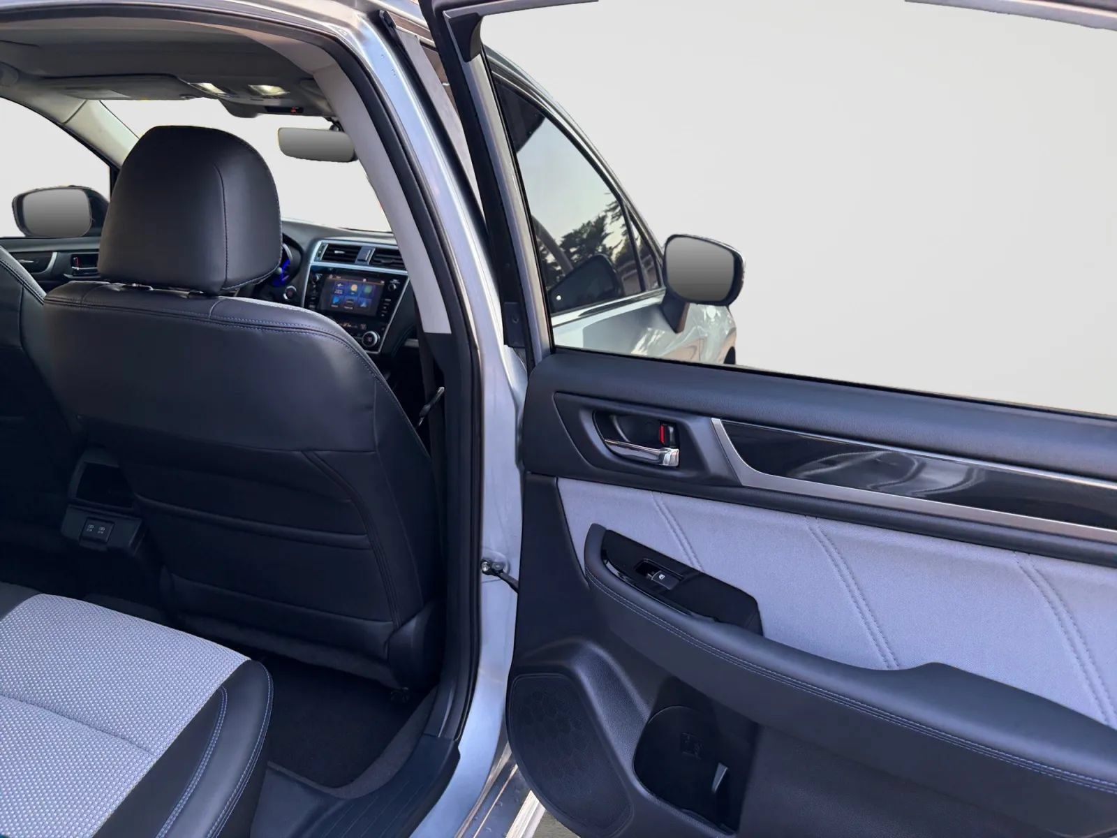 Used 2019 Subaru Legacy 2.5i Sport AWD/4WD image 17