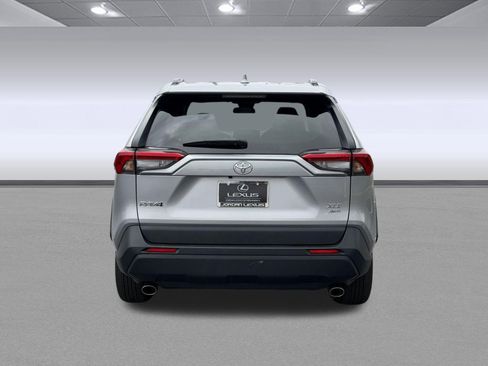 Used 2023 Toyota RAV4 XLE image 9