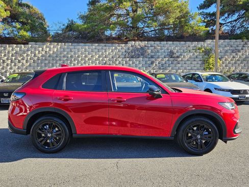 New 2026 Honda HR-V Sport image 4