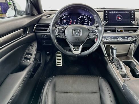 Used 2018 Honda Accord Sport image 21