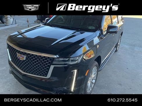 Used 2022 Cadillac Escalade ESV Premium Luxury image 1